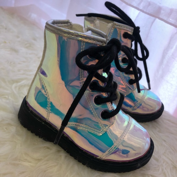 chukka boots wolverine